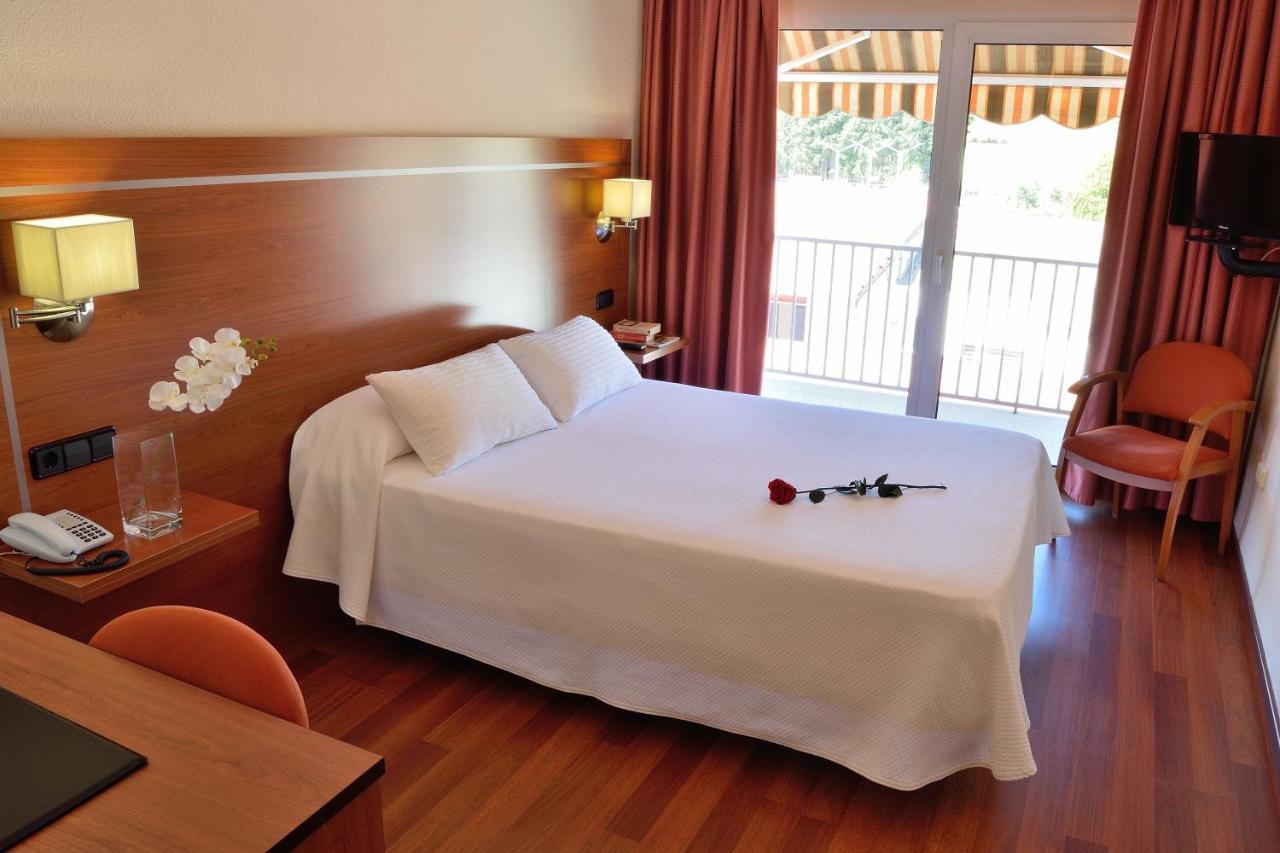 Hotel Mari Carmen Guadix Exterior foto