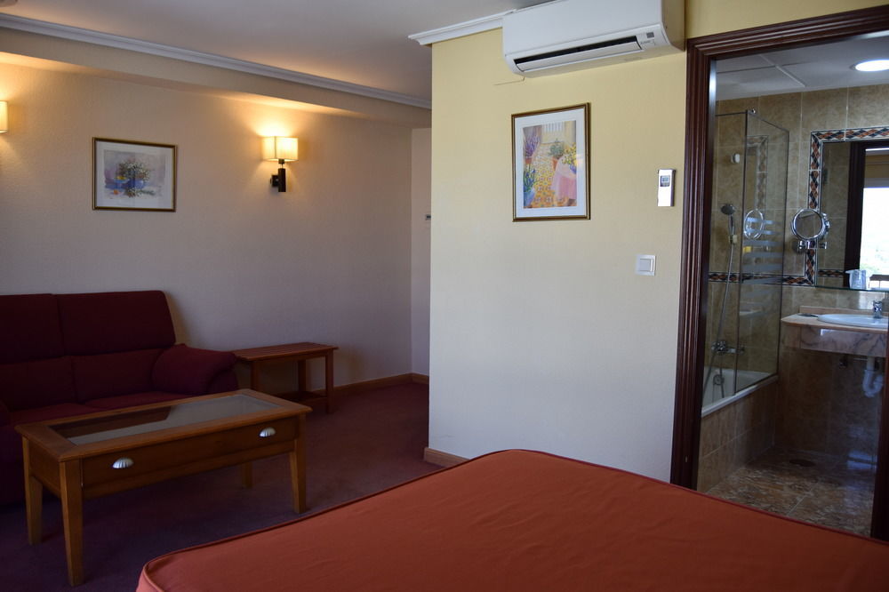 Hotel Mari Carmen Guadix Exterior foto